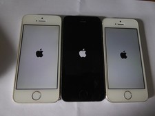 LOT 3 TELEPHONES APPLE IPHONE