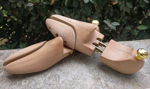 Paire embauchoirs bois - embauchoirs,