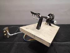 Bras de lecture et base de