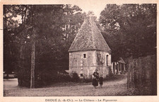 Old postcard 41 Droue - Le Château - Le Pigeonnier