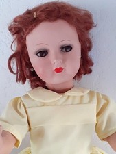 TRES ANCIENNE POUPEE  BELLA