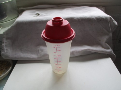 Shaker tupperware 550ml grenat - shaker,