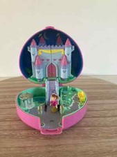 26 ⚜️ Toy Polly Pocket Castle Heart Year 1992 Bluebird Toy