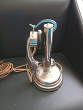 ANCIEN TÉLÉPHONE À CORNET