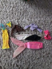 Lot Vêtements Barbie Et