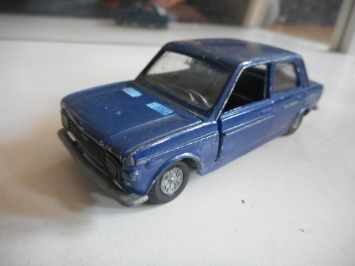 Mercury fiat 128 bleu - fiat,