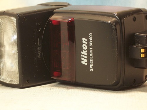 Flash pro nikon 600 - flash,