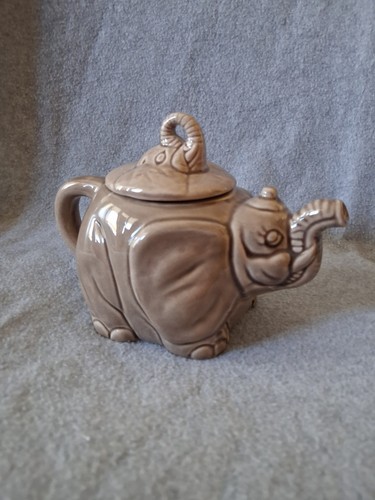 Theiere élephant - , en