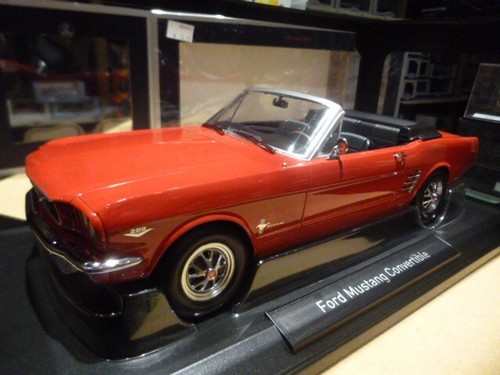 Ford mustang 1966 norev 18 - norev, 1/18