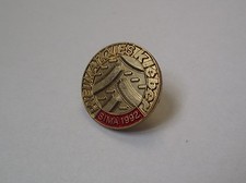 Pin's pneu Kleber - SIMA 1992