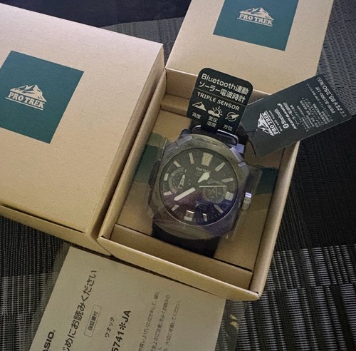 Montre radio solaire - , pro