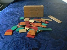 ANTIQUE COLOR TOKEN BOX WOODEN GAMES SETS VINTAGE BOX COLLECTION