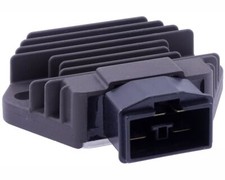 Régulateur de tension /