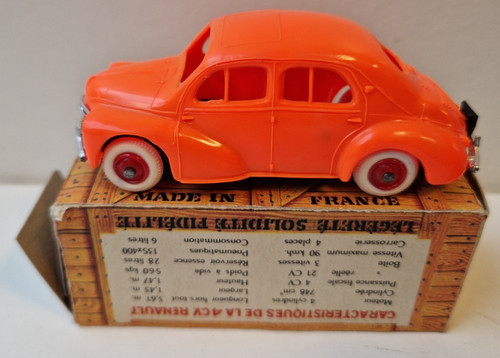 Norev renault neuve - renault,