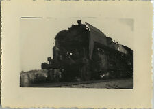 OLD PHOTO - VINTAGE SNAPSHOT - STEAM TRAIN LOCOMOTIVE 1947