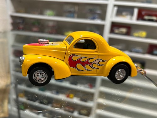 Ford hot rods majorette jaune - hot,