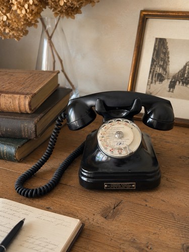 Téléphone ancien cadran - ancien,