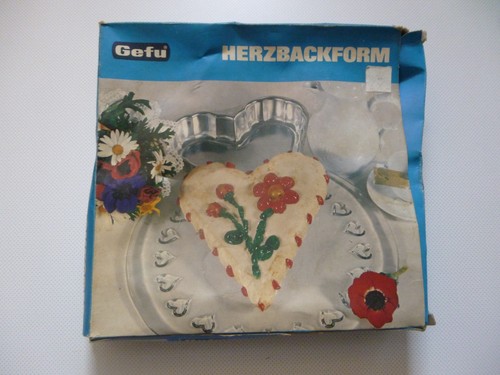 Ancien moule gateau forme - ,
