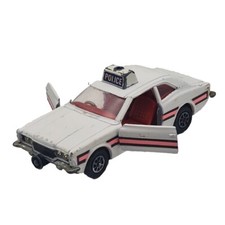 Corgi Toys WhizzWheels Ford Cortina GXL voiture de police jouet moulé sous pr...