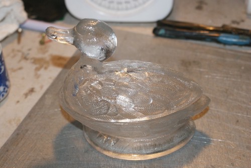 Petit canard verre moulé - en,