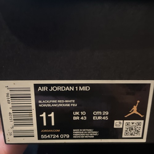 Air jordan mid - jordan,