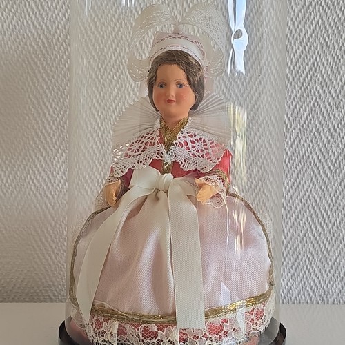 Poupée vintage costume