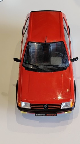 Solido peugeot 205 - 1/18, gti
