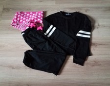 Lot 9 Vêtements tenue