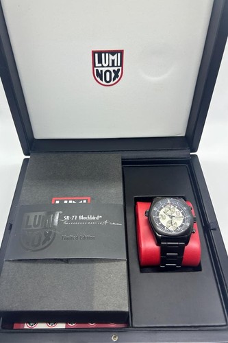Luminox blackbird - sr-71,