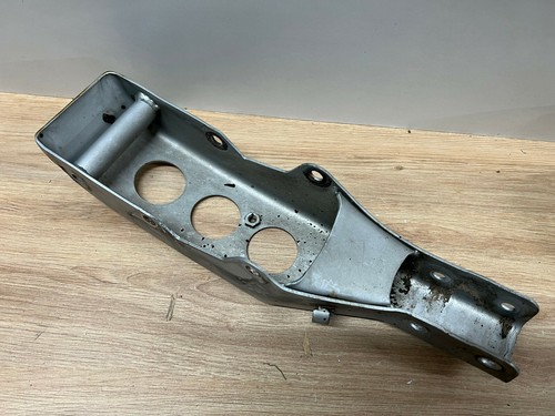 Support moteur avant - un, moto