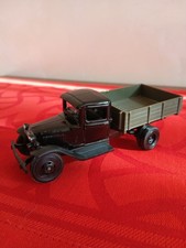 Modélisme 1/43  Camion Militaire Russe TA3-AA