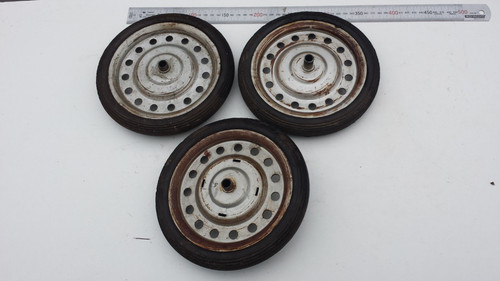 Lot anciennes roues - lot,