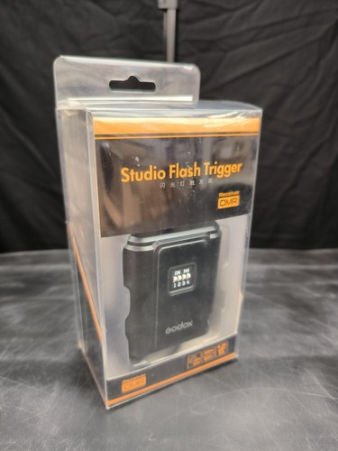 Photo studio flash trigger - photo,