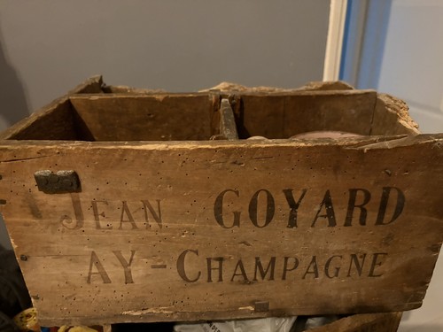Caisse publicitaire champagne - caisse,