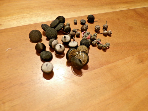 Lot buttons and small - of,