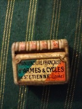 VIELLE BOITE METAL POUR PLOMB