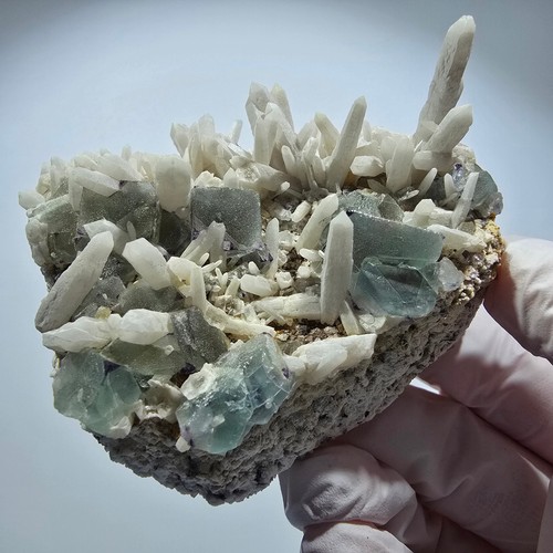 Grand spécimen fluorite - grand,