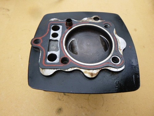 Piston cylindre silnik pour - cylindre,