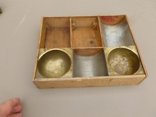 Ancien monnayeur en bois et