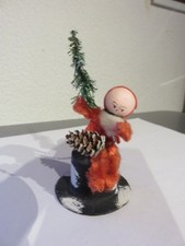 Très ancienne décoration de Noël "Père Noël sur un chapeau"