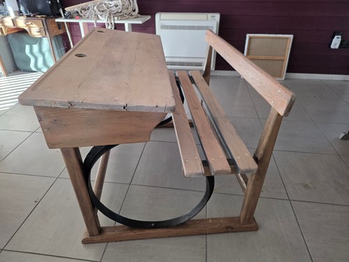 Ancien petit bureau - , d'écolier