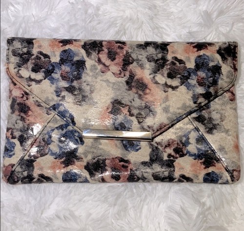 Style deep floral lily - co,