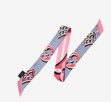 Louis Vuitton Écharpe en soie