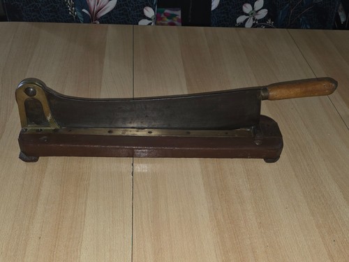 Ancien coupe pain art - ancien,