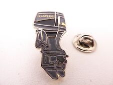 Pin's Pins Pin Badge - SUZIKI - ENGINE - BOATS / ENGINE BOAT - OFFBOARD