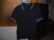 TEE SCHIRT FRED PERRY homme)