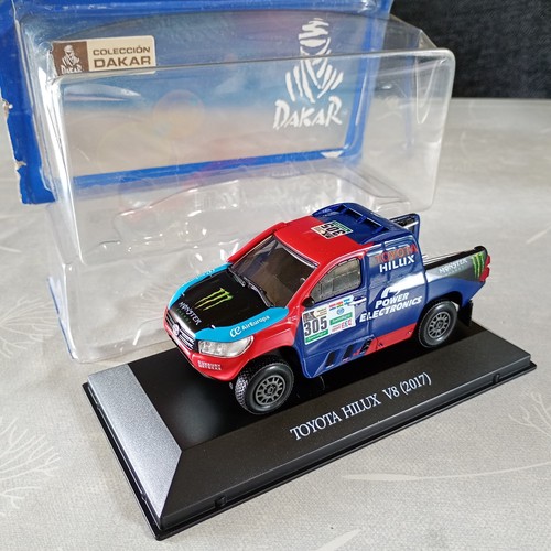 Toyota hilux 305 2017 - -,