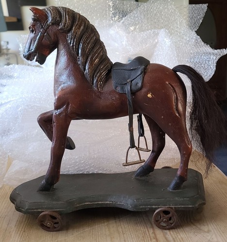 Cheval bois socle à - cheval,