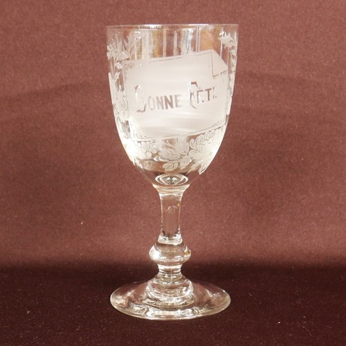 Verre soufflé ancien - verre,