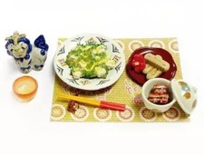 Okinawa Cuisine with Shisa Miniature Regional Tour Series Collectible Toy Figure